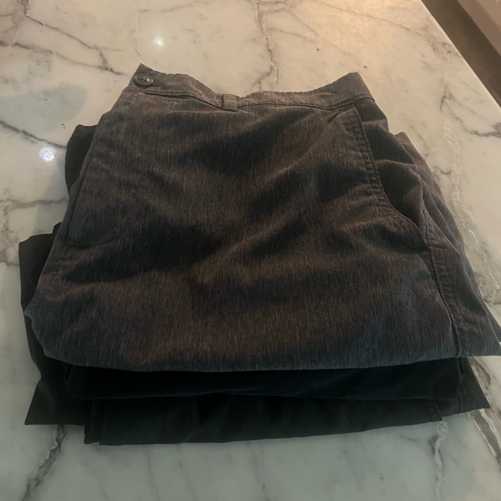 Old Navy Bundle Three Flat Front Straight Shorts … - image 1